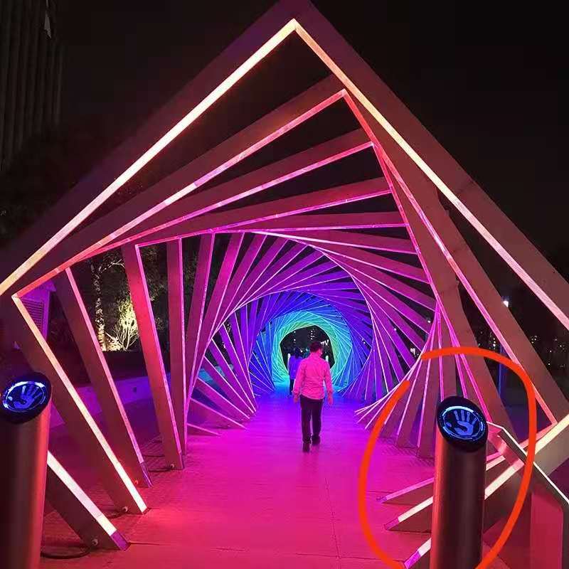 旋轉(zhuǎn)時光門  工廠